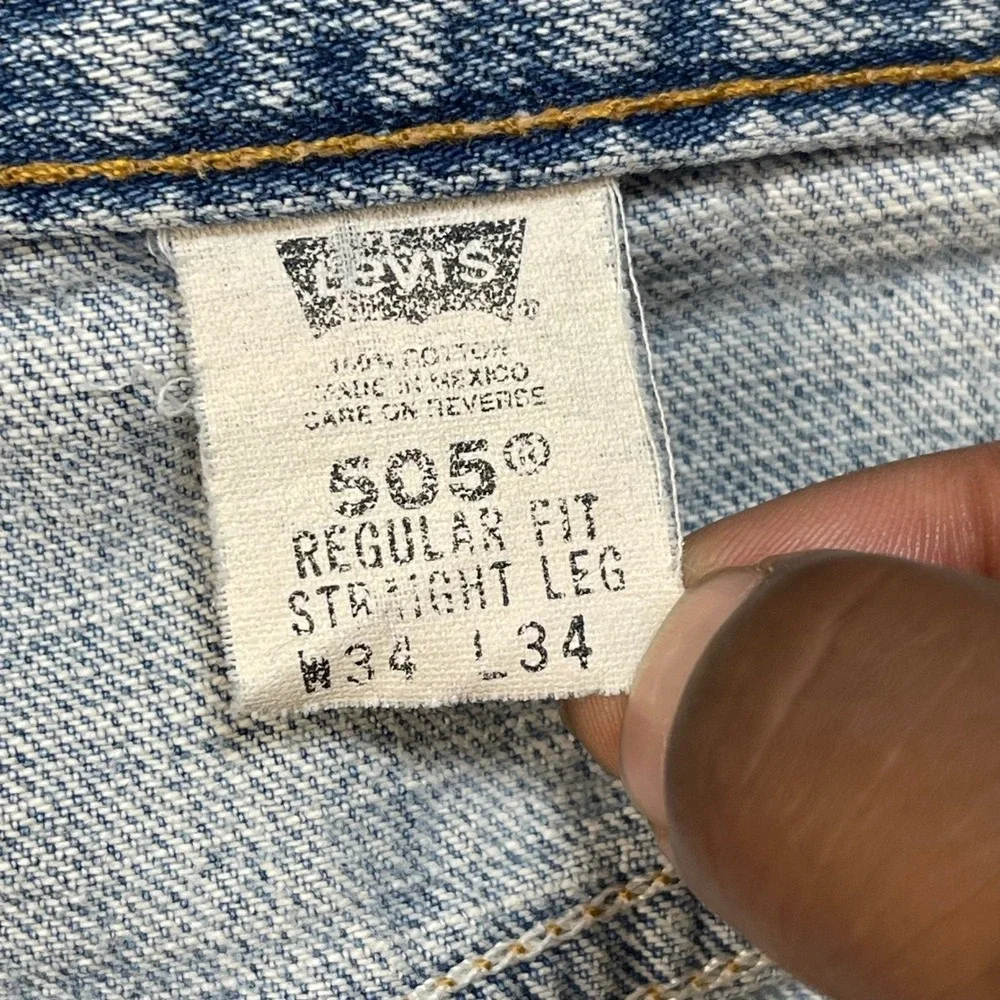 Vintage Levi's 505 Men's 33x33 Jeans Regular Fit Straight Light Wash Distressed‎